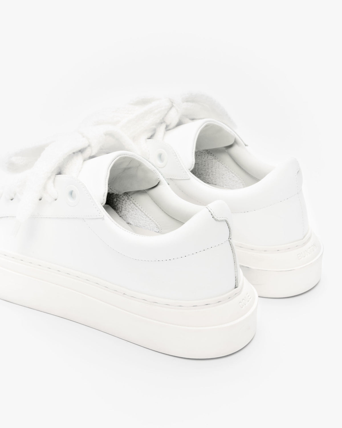 The wilson court sneaker