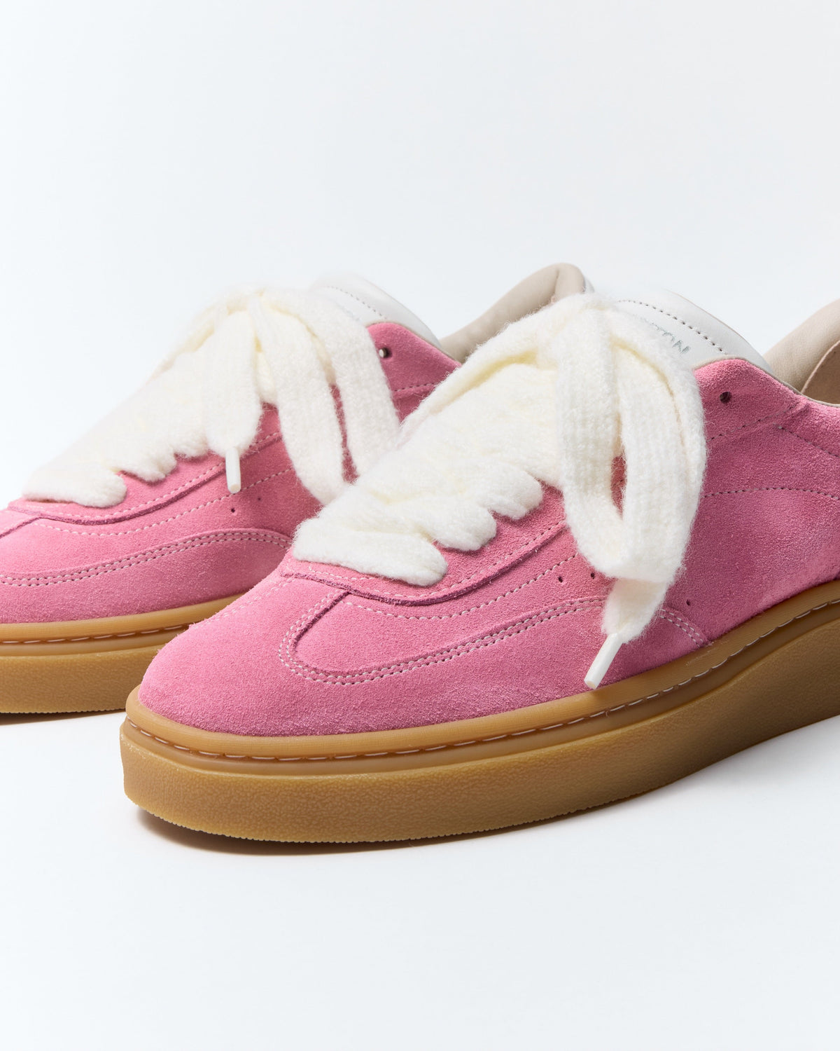 Stadium sneaker