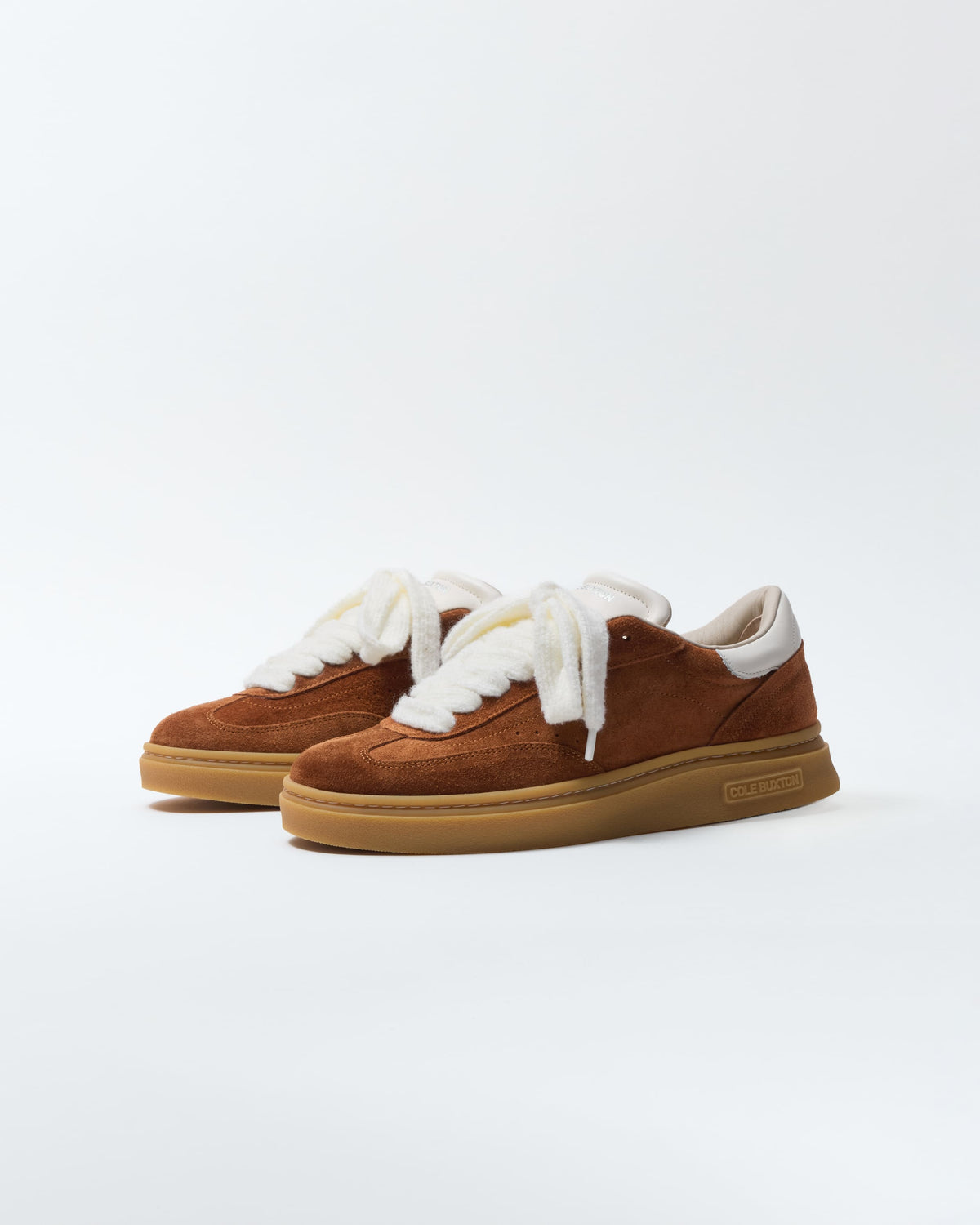 Stadium sneaker